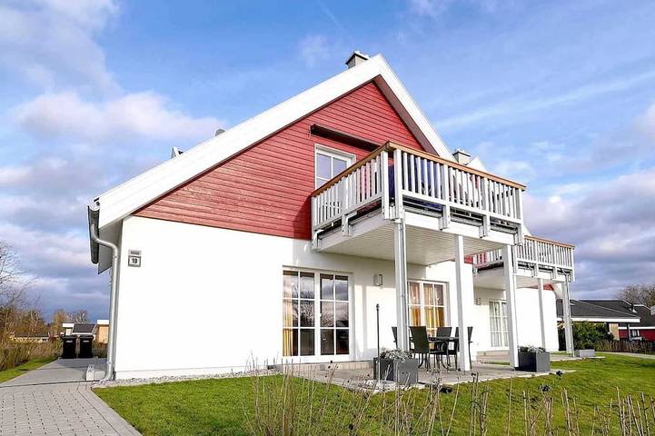 Ferienpark für 4 Personen, mit Whirlpool und Terrasse sowie Garten und Sauna