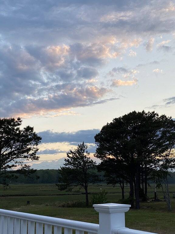 Why rent a Hotel when you can have a whole House!! in Biddeford, York County