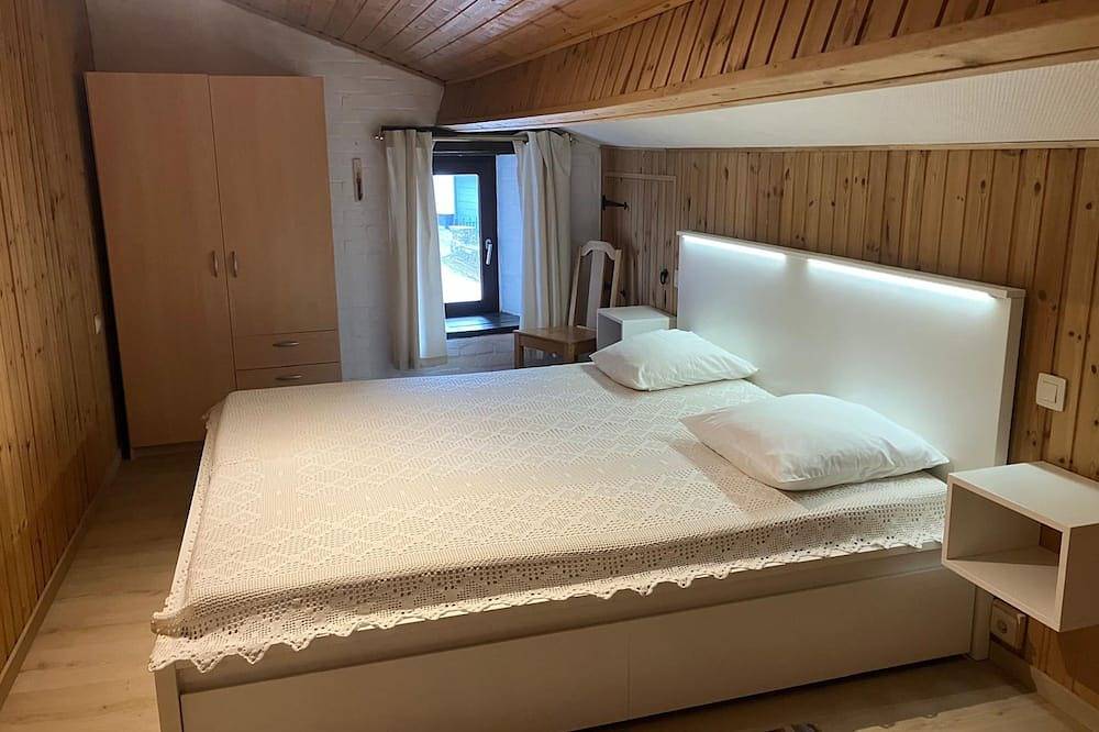 Vakantiehuis met houtkachel, ruime tuin & Bbq in Trois-Ponts, Luik en omgeving