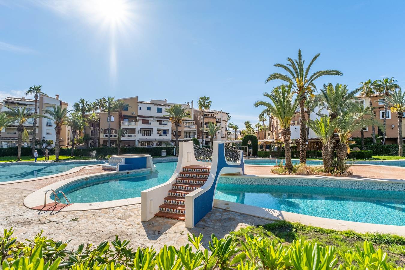 Hel leilighet, Ferieleilighet for 4 personer med barnebasseng in Altos de la Bahia, Torrevieja