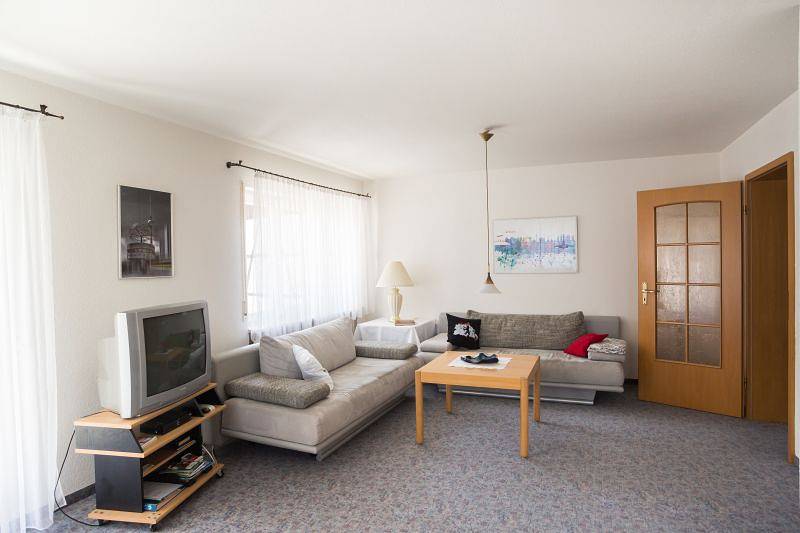 Ganze Ferienwohnung, Ferienwohnungen Marlene Langanki - 3-Zimmer-Fewo Berlin, Balkon, 70 qm in Gaienhofen, Untersee