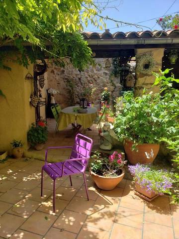 Gîte pour 2 personnes, avec jardin et vue à Camps-sur-l'Agly