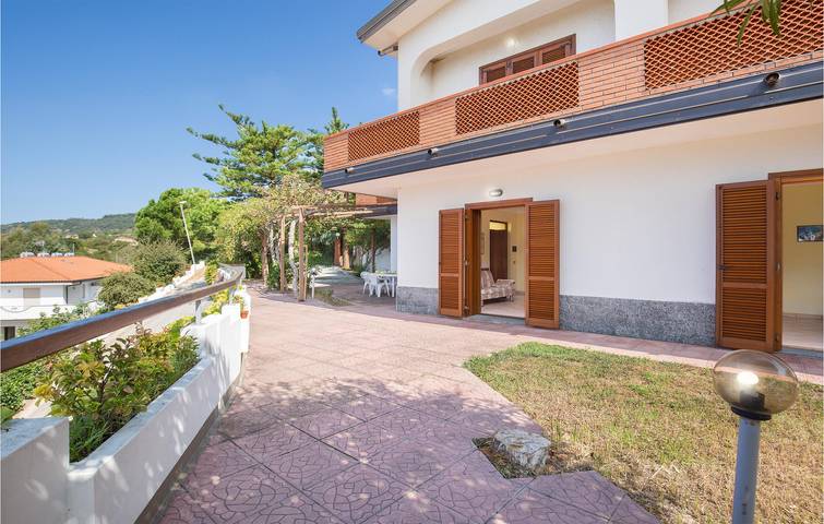 Casa vacanza per 6 persone, con Terrazza in Calabria