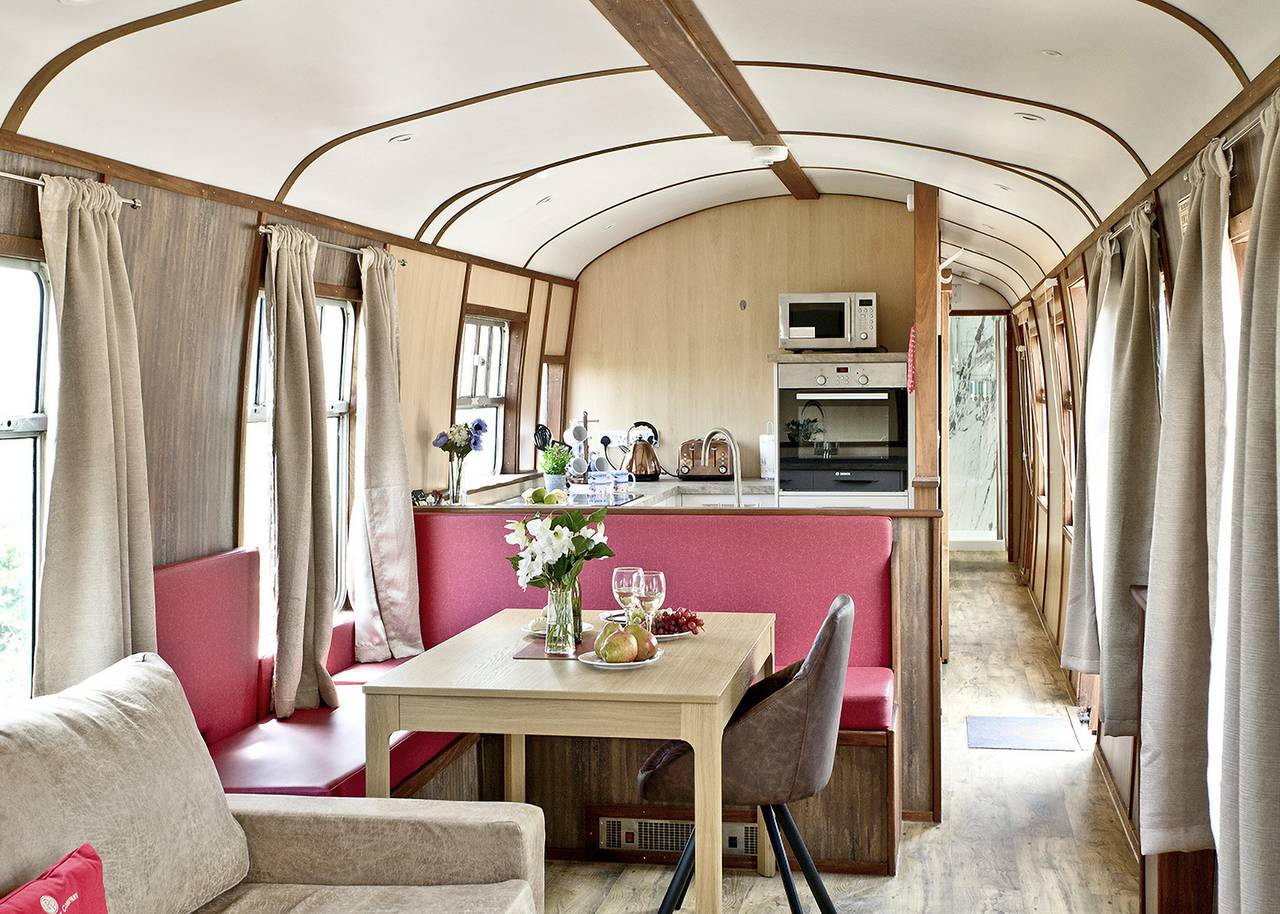 Brunel Boutique Railway Carriage 3 in Dawlish Warren, Dawlish