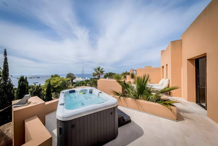 Villa für 6 Personen, mit Garten und Whirlpool auf Ibiza - 2