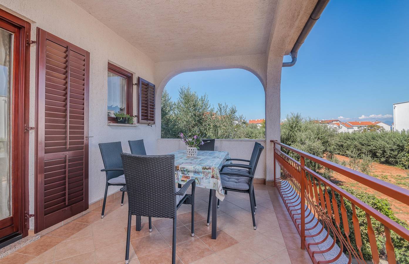 Appartamento vacanze a Porat a partire da 116€ a notte