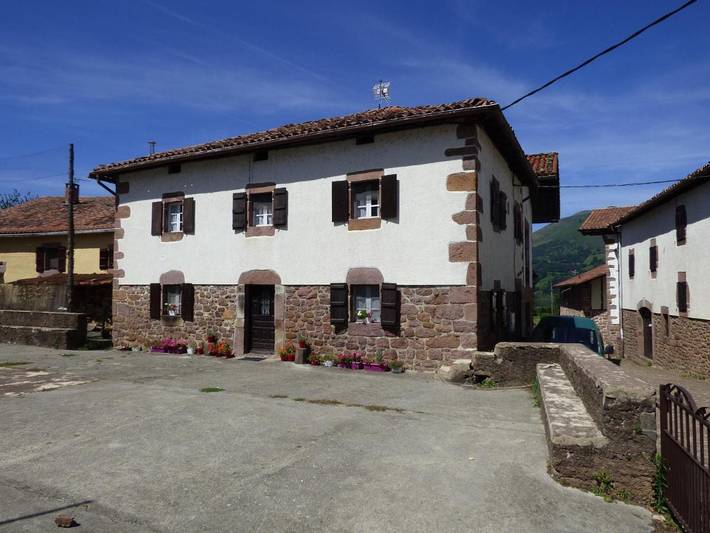Casa rural para 4 personas, con Vistas en Valle de Baztan - 2