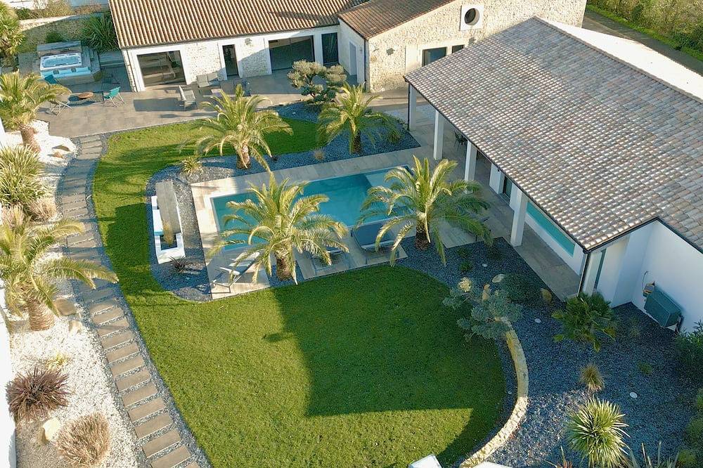 Villa Exceptionnelle Pour des Moments de Détente à 20 Minutes de La Rochelle in Andilly, Región de La Rochelle