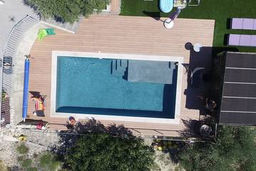Gîte pour 4 personnes, avec jardin et piscine à Saint-Saturnin-lès-Avignon
