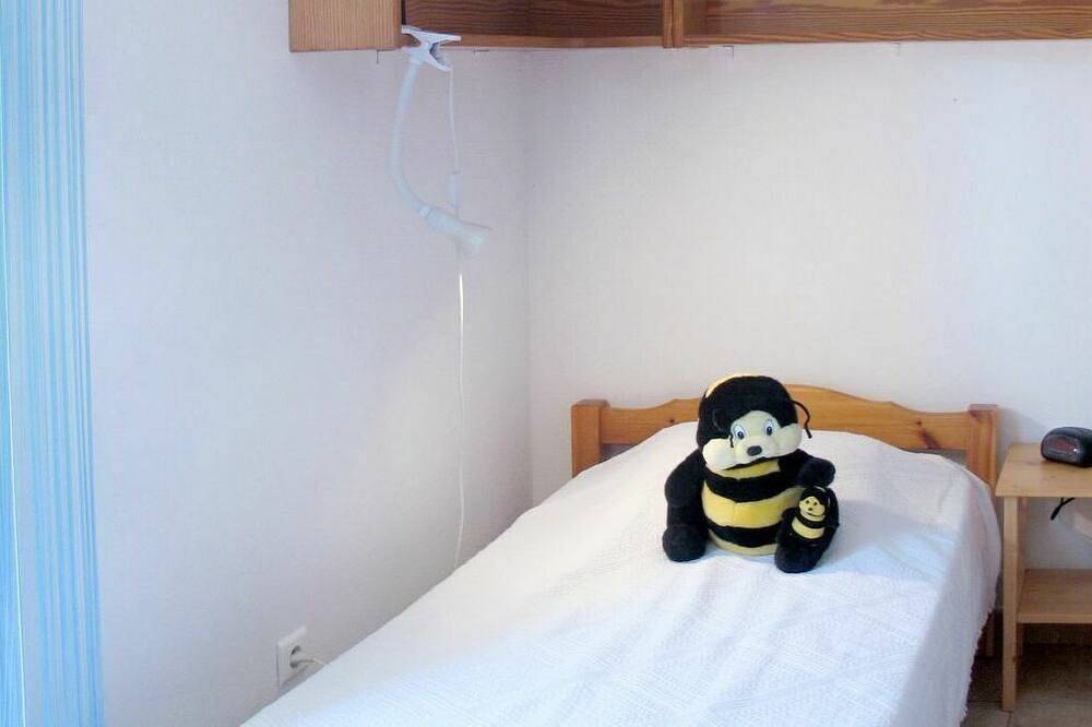 Stunning private villa for 4 people with pool, Tv and terrace in Quinson, Verdon Regional Natural Park