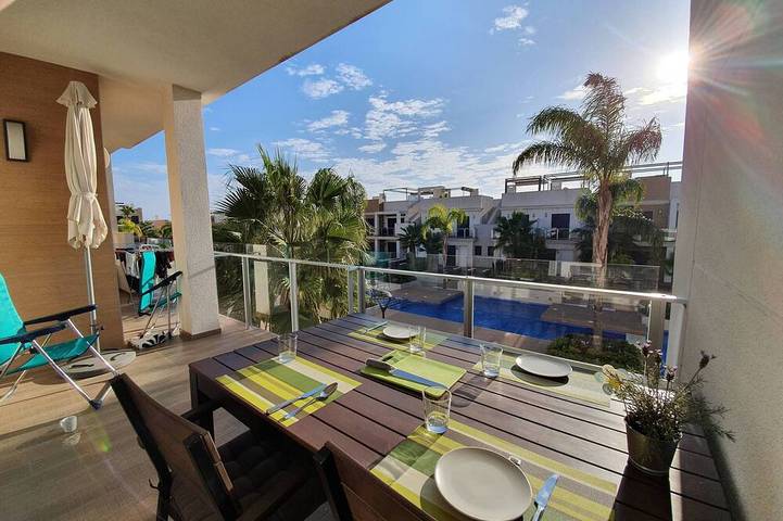 Ferienwohnung für 4 Personen, mit Pool und Balkon sowie Garten - 1