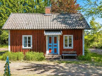 Ferienhaus für 4 Personen, mit Garten in Tibro