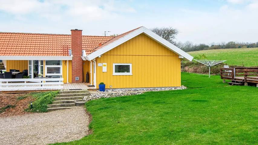 Ferienhaus für 7 Personen, mit Whirlpool und Sauna sowie Garten auf Als - 2
