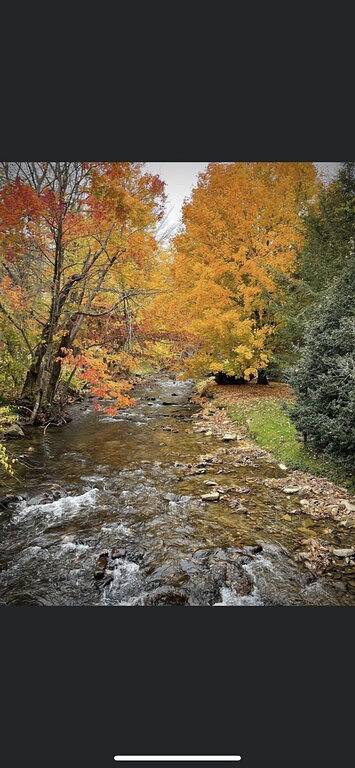 Vacation rental for 16 people, with hot tub and terrace in Maggie Valley