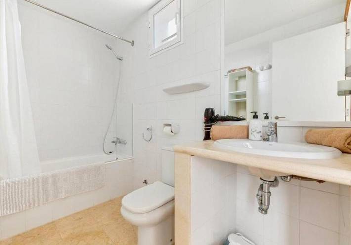 Finca mit hund für 8 Personen, mit Balkon und Terrasse sowie Garten und Pool in Can Picafort - 4