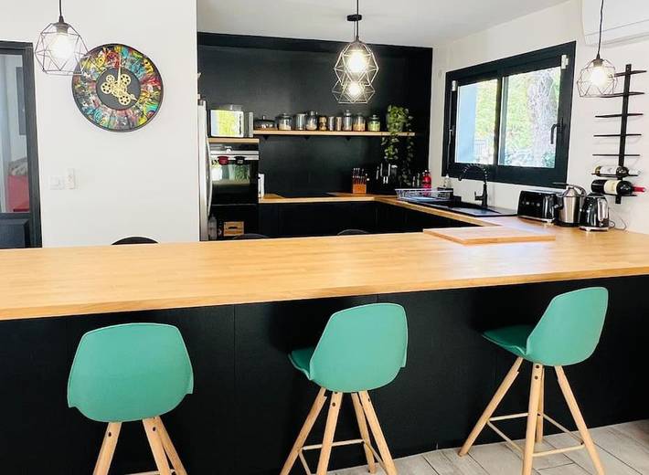 Location de vacances pour 6 personnes, avec piscine et jardin à Le Pian-Médoc - 3