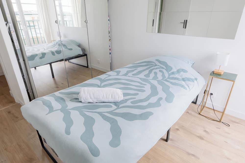 Entire apartment, Outstanding Apartment-Near Disneyland Paris in Chessy, Seine-et-Marne