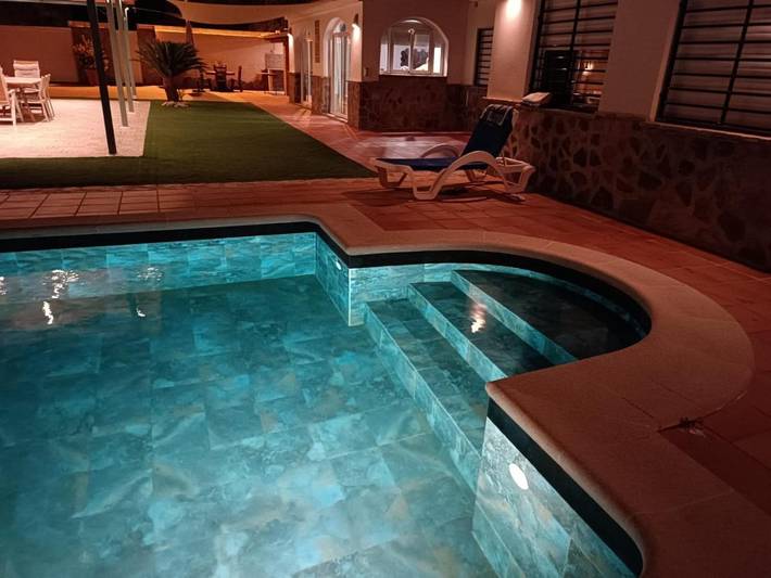 Location de vacances pour 6 personnes, avec jardin et piscine dans La Manga del Mar Menor - 2