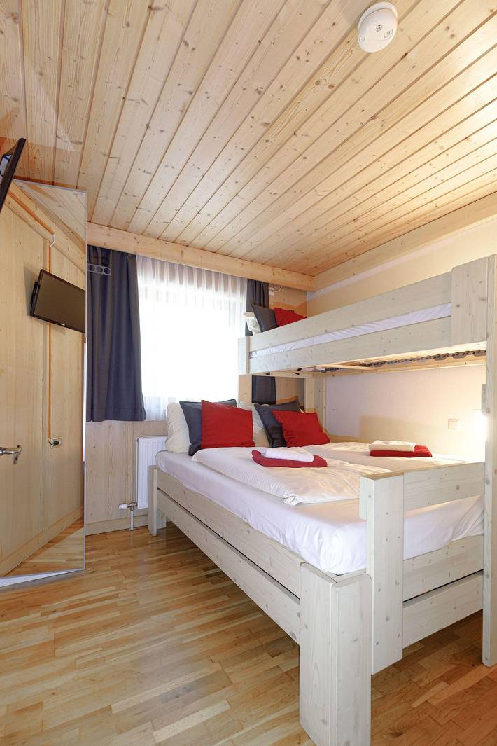 Ferienwohnung für 5 Personen, mit Sauna und Balkon sowie Pool und Garten, kinderfreundlich in Piesendorf - 4