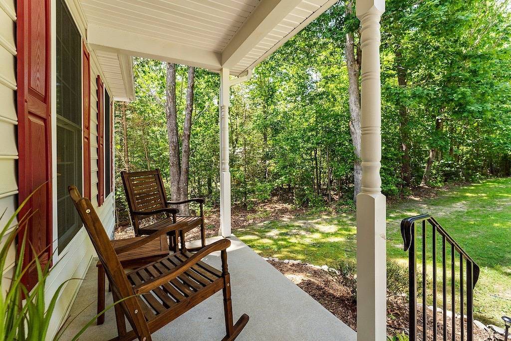 Waterfront property, private dock, kayaks, paddle boards, broadband internet. in Northumberland County