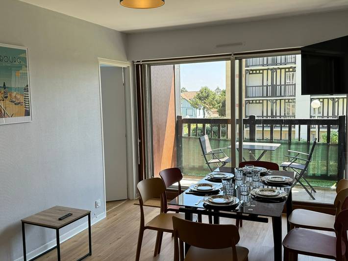 Gîte pour 6 personnes, avec Balcon à Cabourg - 2