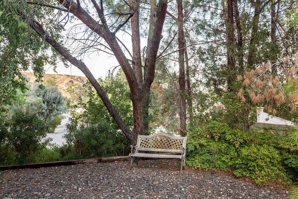 Perfekt für den Kurzurlaub in kleinen Gruppen oder für 2 Familien, die unter einem Dach bleiben möchten in Lake Elsinore, Riverside County
