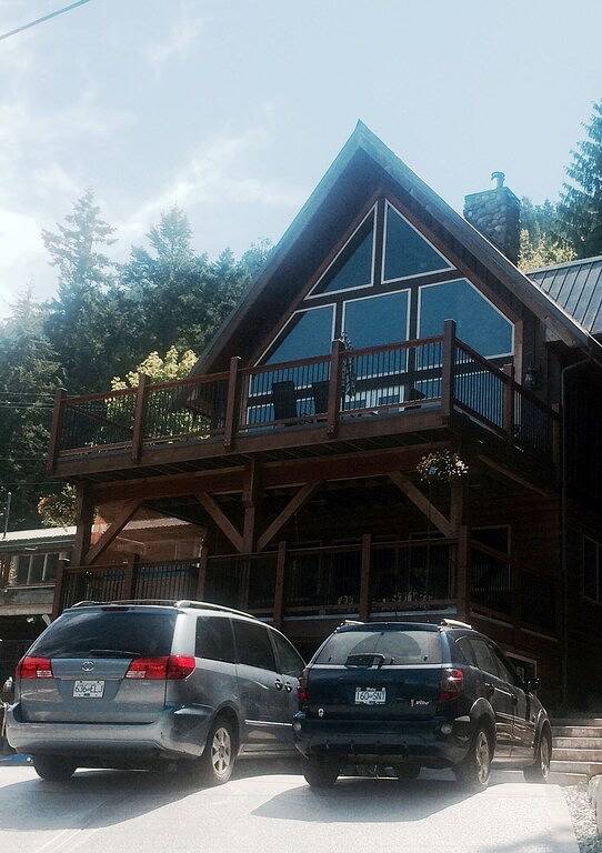 Suite zur Ferienvermietung mit eigenem Whirlpool in Sunshine Coast Regional District