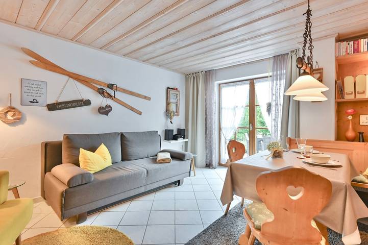 Ferienwohnung für 3 Personen, mit Balkon und Terrasse sowie Garten in Roßhaupten - 2