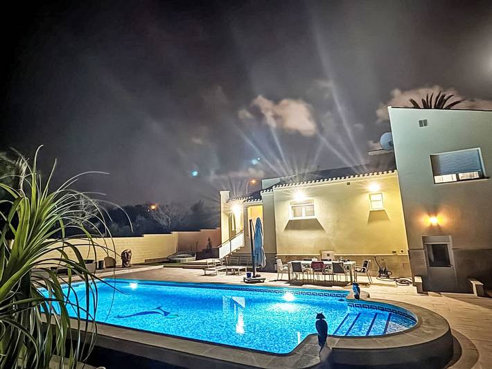 Casa Velazquez -Ferienhaus mit privatem Pool in El Chaparral, Torrevieja