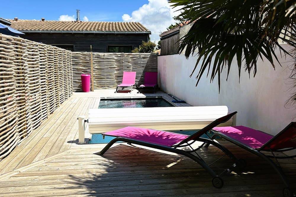 Nueva casa contemporánea 5 personas a 80 metros de las playas 2 dormitorios y piscina climatizada in Angoulins, Región de La Rochelle