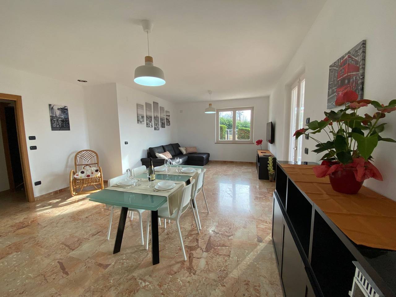 Ferienvilla mit Wasserblick in San Zeno di Montagna, Gardasee-Berge