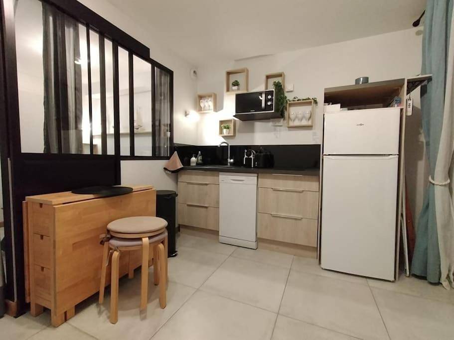 Appartement entier, One-Bedroom Apartment in Aix-les-Bains, Région de Chambéry