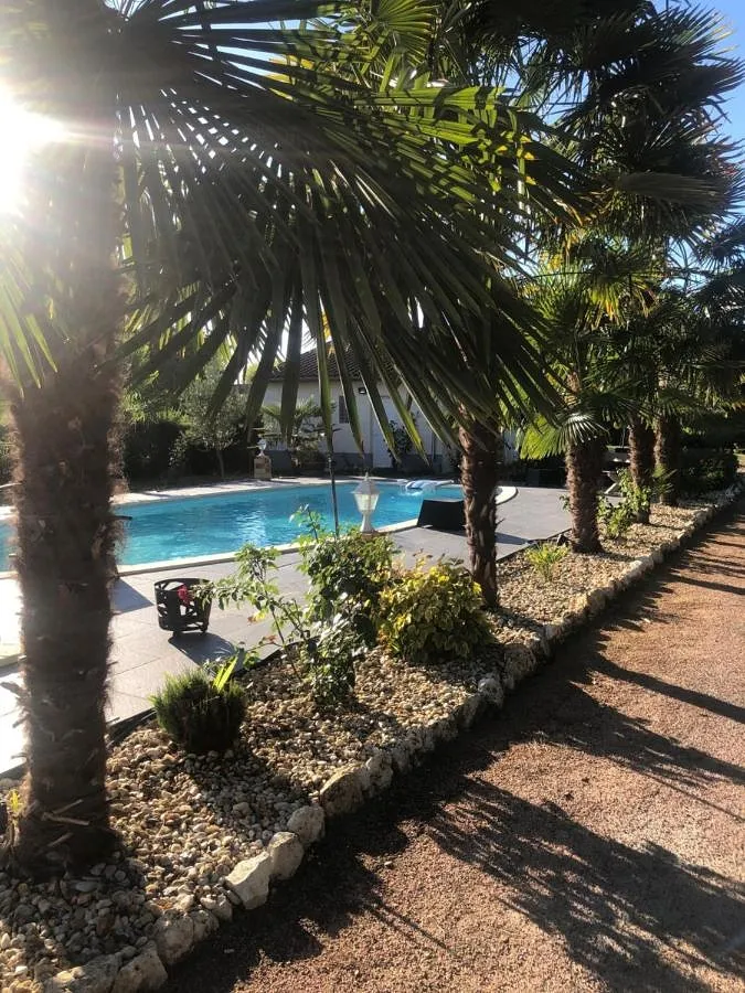 Casa de vacaciones para 6 personas, con jardín además de piscina y vistas - 1