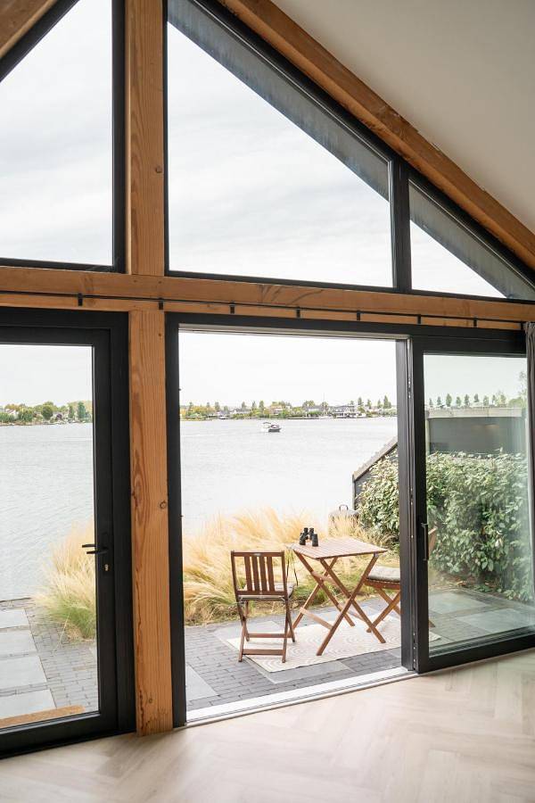 Studio Lakeview in Goes, Nederlandse Noordzeekust