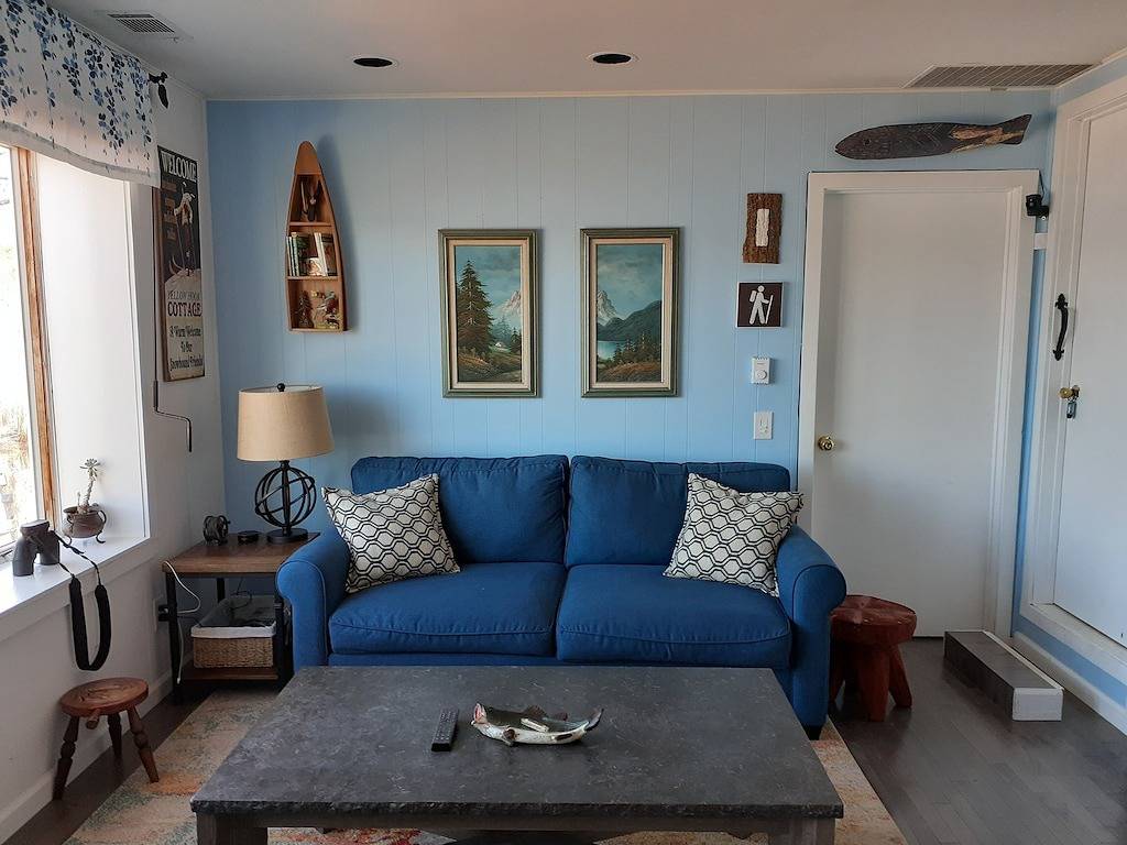 Lakefront Winter Wonderland in New England Just 2 Hours From Nyc in Connecticut