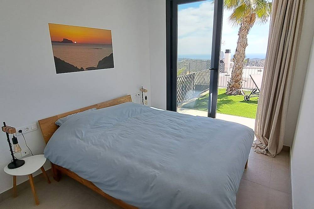 Bungalow (4 pers.) with panoramic views of the Mediterranean in Polop in Polop de la Marina, Costa Blanca