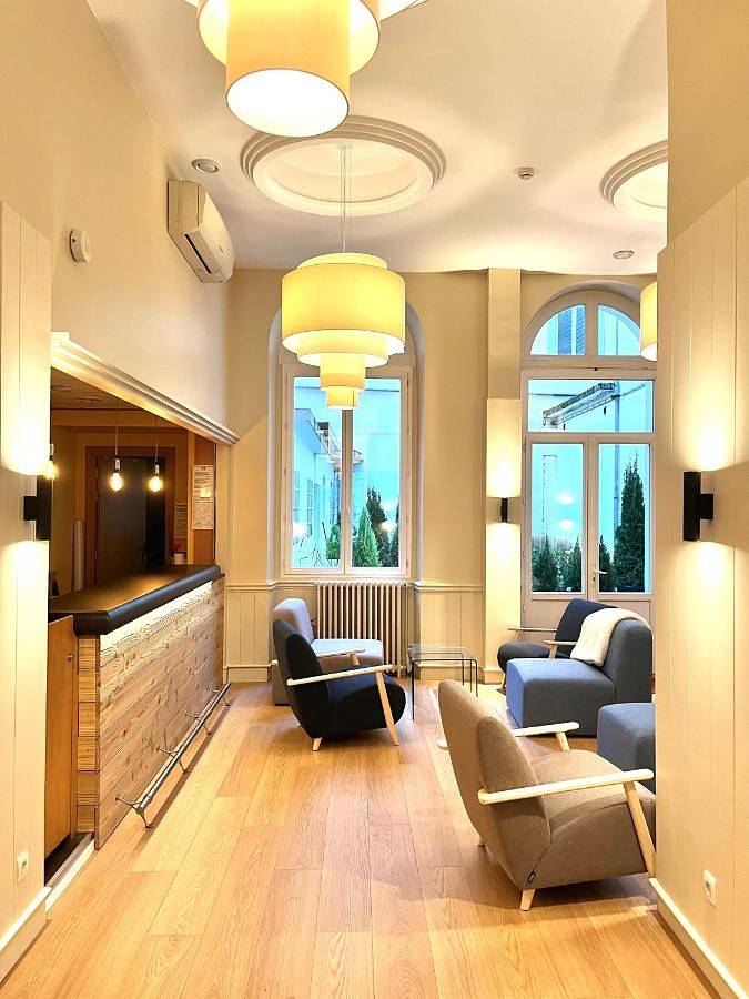 Small Double Room with Courtyard View in Cauterets, Parc national des Pyrénées