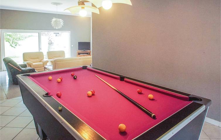 Appartement avec piscine près de Milhaud - Parc, TV, WiFi in Milhaud, Région de Nîmes