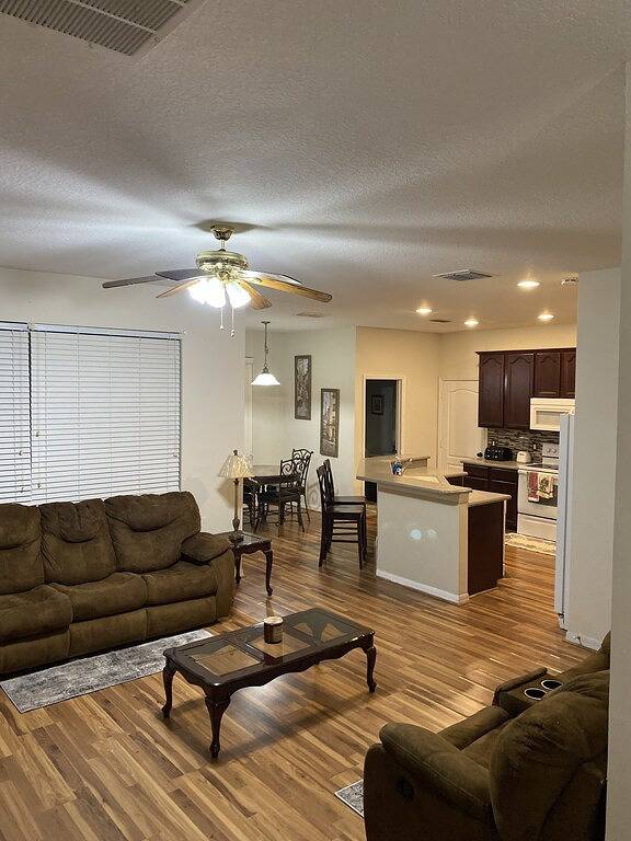 Vacation rental for 6 people, with pets in Poinciana