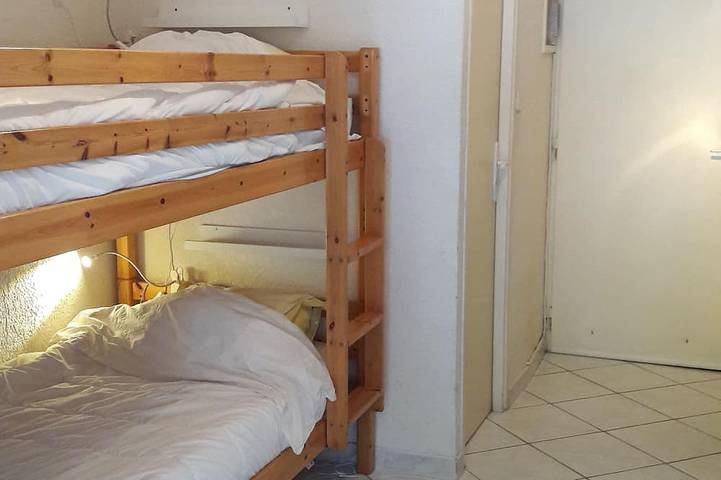 Appartement entier, Appartement 4-6 personnes, terrasse 17m2,  2min plage et port de plaisance in Port Camargue, Le Grau-du-Roi