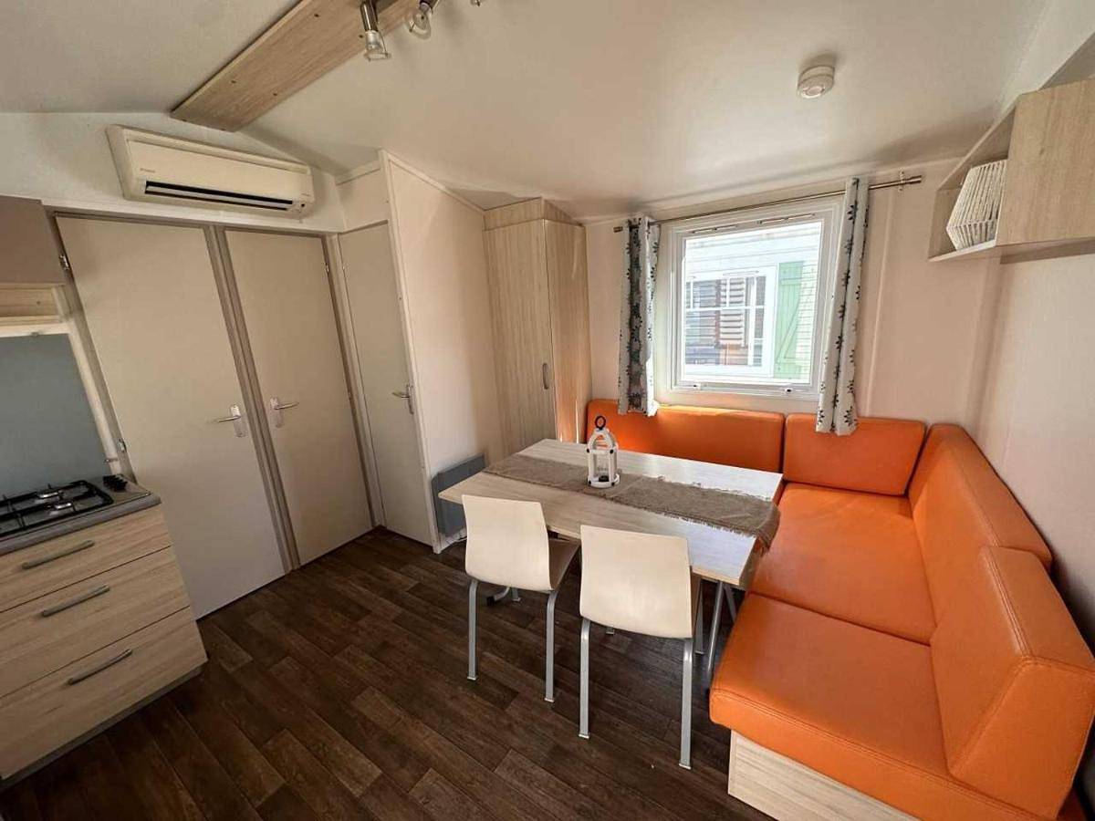 Mobile Home in Genouillé, Région de Rochefort