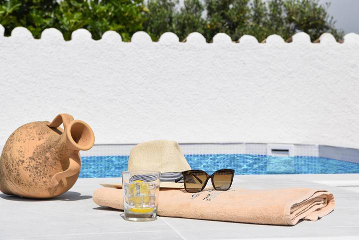 Casa rural para 6 personas, con jardín además de piscina y terraza, Familias con niños en Jávea - 2