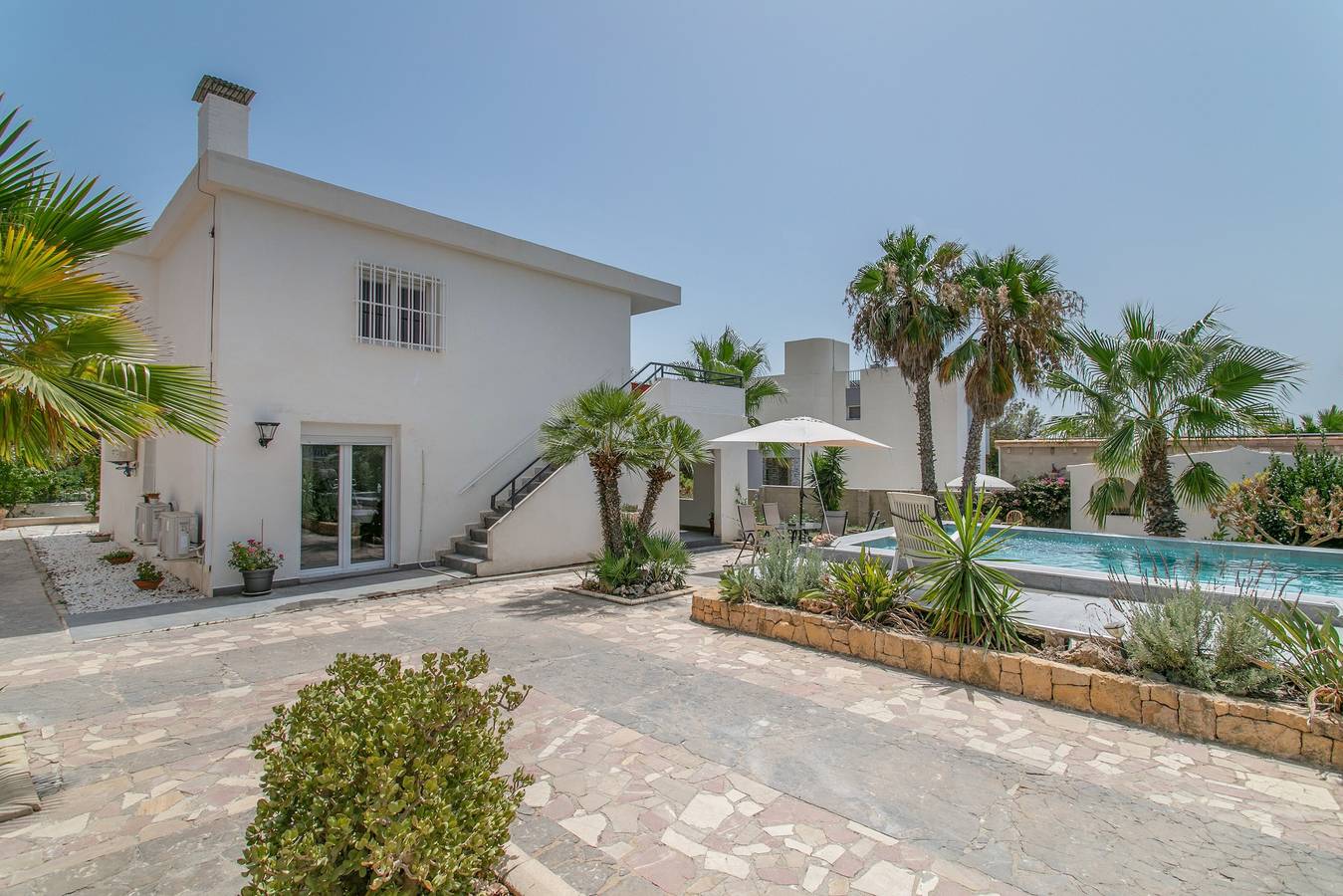 Magnifique chalet avec piscine privée et barbecue près d’El Campello et de la plage San Juan in Busot, Costa Blanca