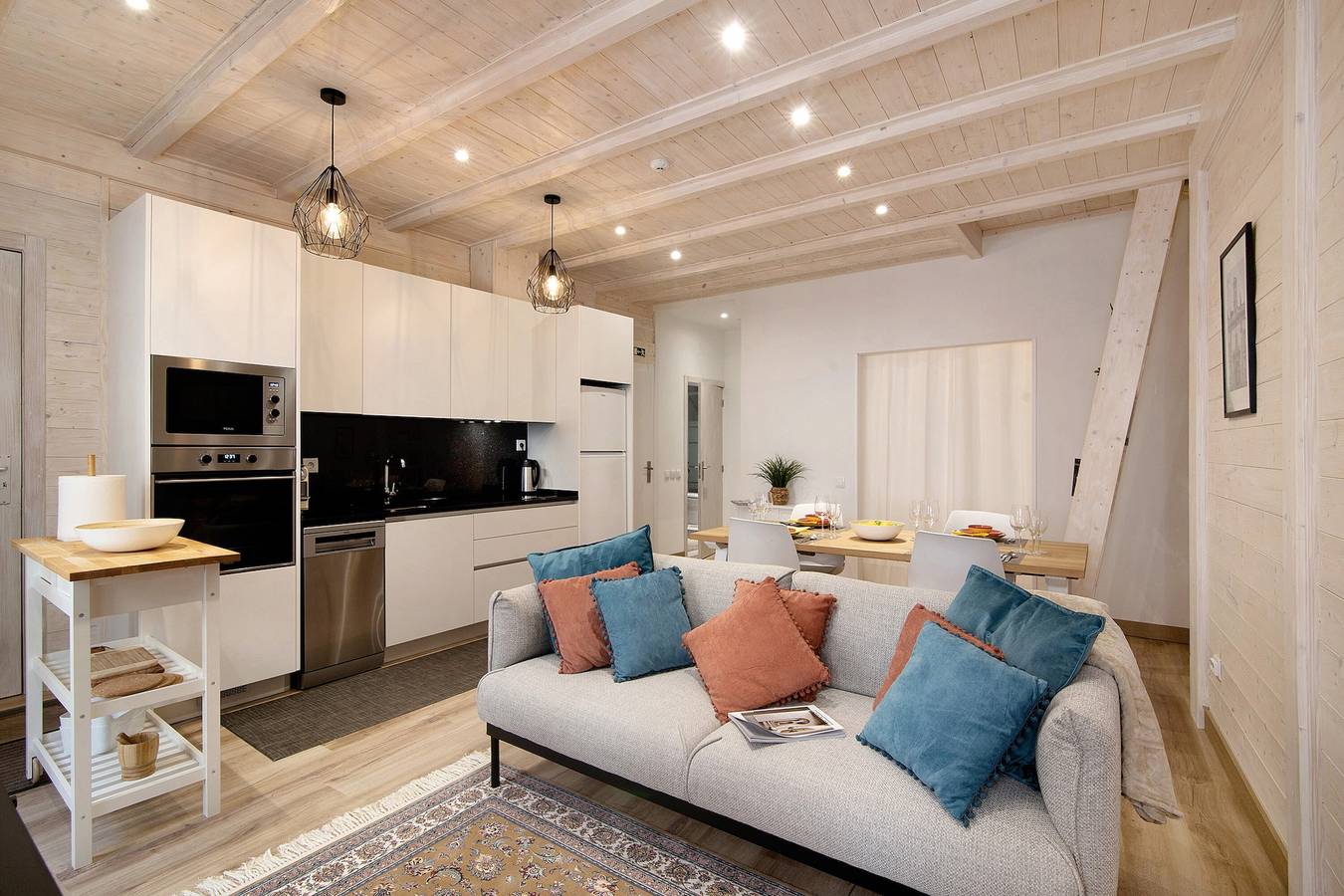 Appartamento intero, Appartamento per vacanze "Casa Na Travessa" con A/C e Wi-Fi in Sé (Faro), Faro Portogallo