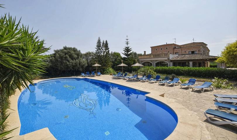 Villa pour 16 personnes, avec Balcon et Jardin dans Campos