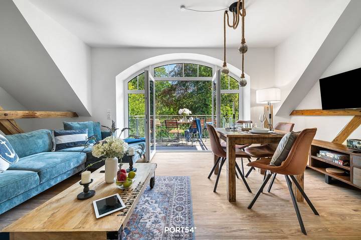 Ferienwohnung für 5 Personen, mit Balkon und Garten sowie Ausblick in Hedwigenkoog