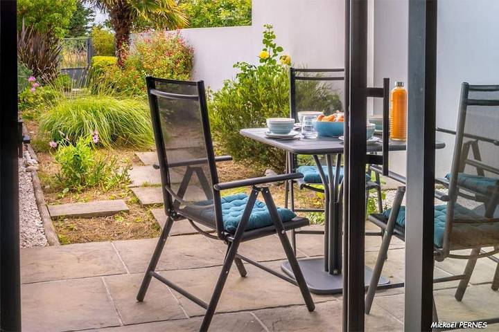 Gîte pour 2 personnes, avec Terrasse et Jardin dans Plage de Kerpape