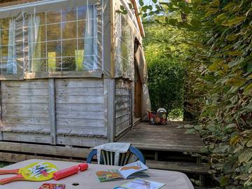 Static Caravan for 5 People in Terrasson-Lavilledieu, Périgord Noir, Photo 1