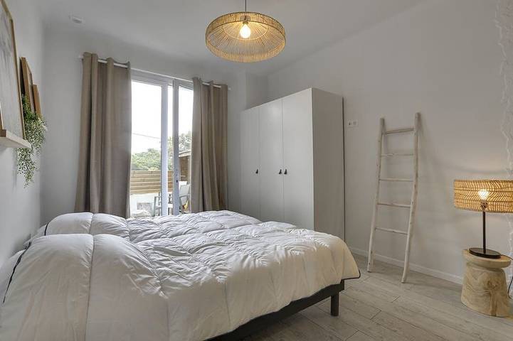 Gîte pour 8 personnes dans Plage des Bourdaines - 2