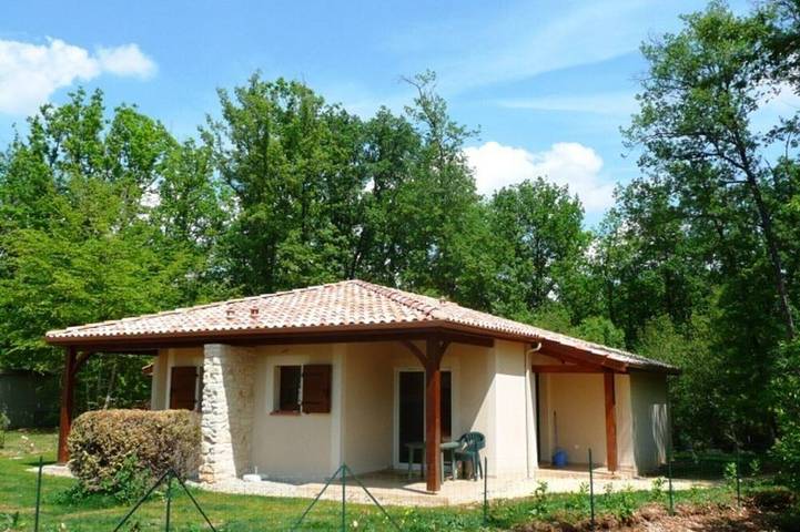 Villa pour 6 personnes, avec piscine et terrasse